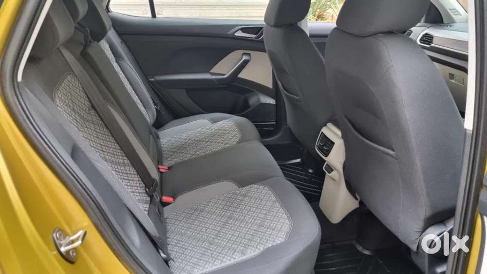 Volkswagen Taigun 1.0 Tsi Highline At, 2022, Petrol
