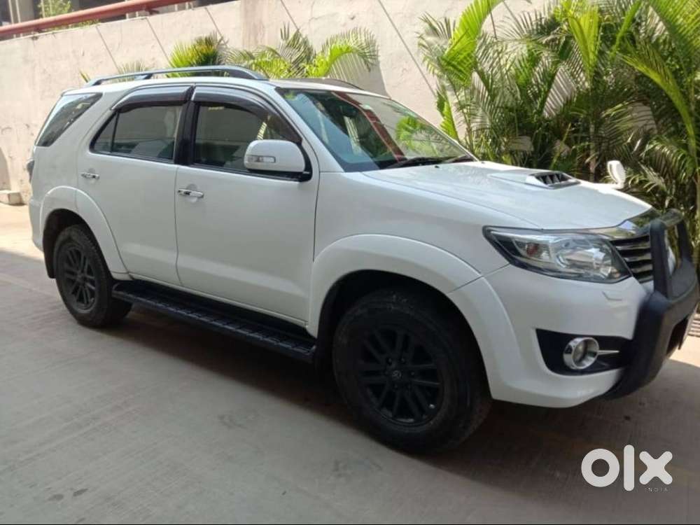Toyota Fortuner 2016 Diesel 156000 Km Driven