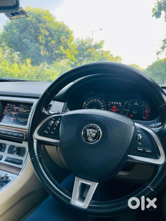 Jaguar Xf 2.0 Diesel Portfolio, 2016