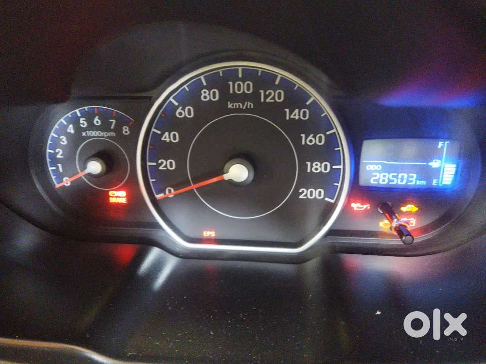 Hyundai I10 Sportz Irde2 28503 Km Ridden Car