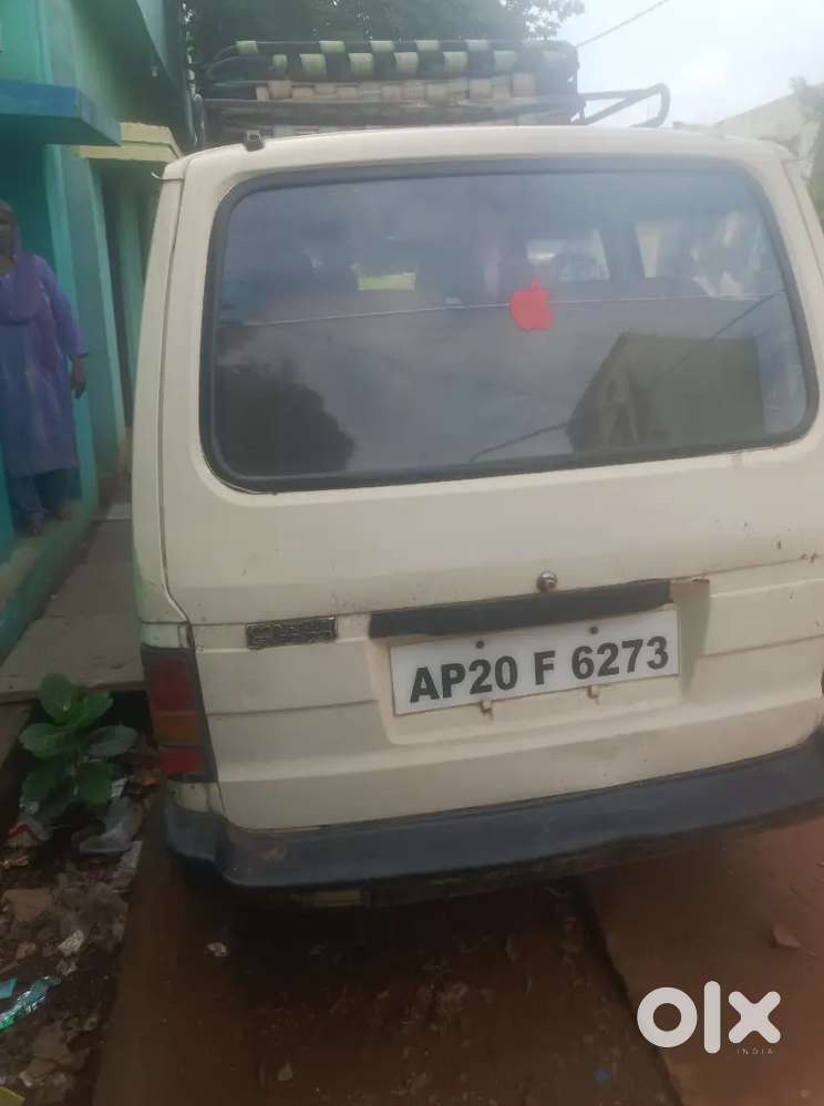 Maruti Suzuki Omni 8 Seater 2001
