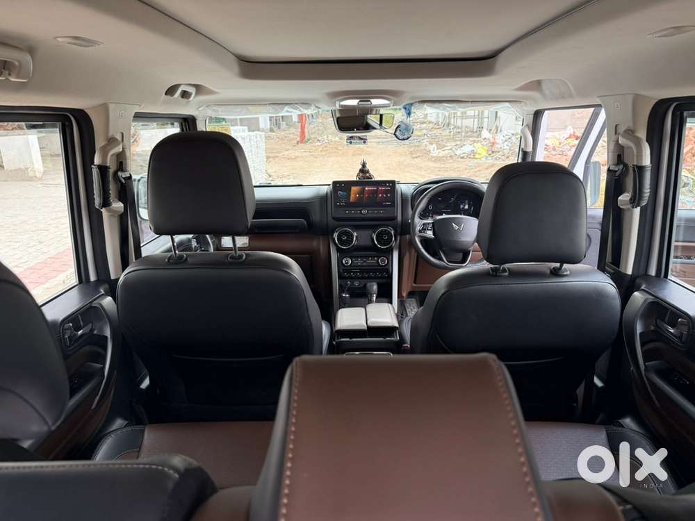 Mahindra Thar Roxx 2025 Ax7l Top End Model With Choice Number