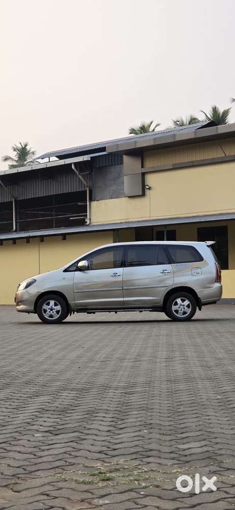 Toyota Innova 2.5 G (diesel) 8 Seater, 2007, Diesel
