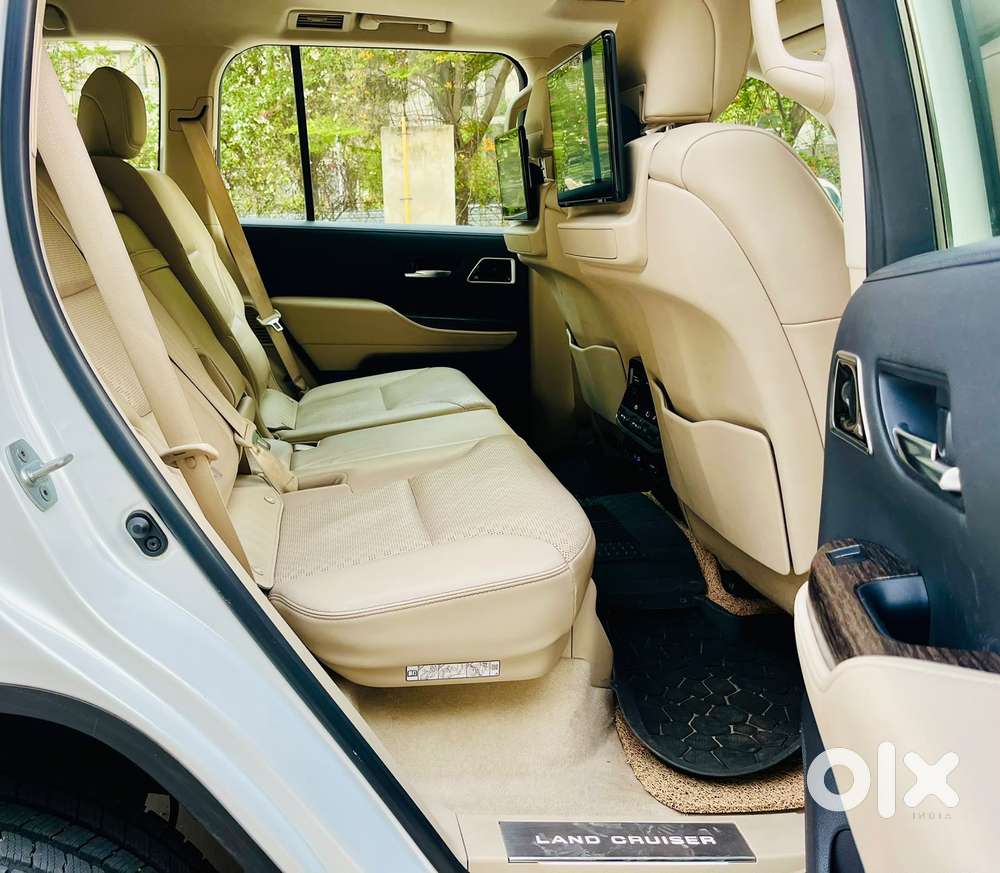 Toyota Land Cruiser 3.3 Zx Diesel, 2023, Diesel