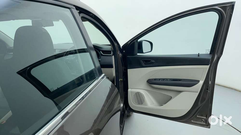 Renault Triber Rxt, 2021, Petrol