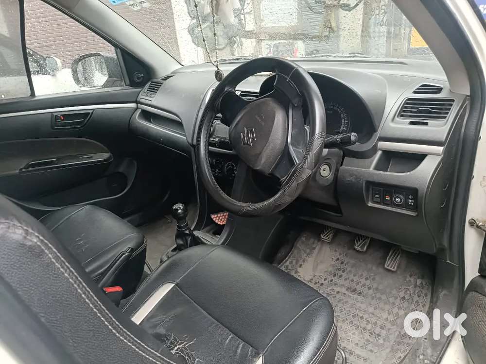 Maruti Suzuki Swift Lxi 2017
