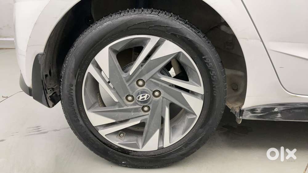 Hyundai New I20 1.2 Asta (o) Mt, 2023, Petrol