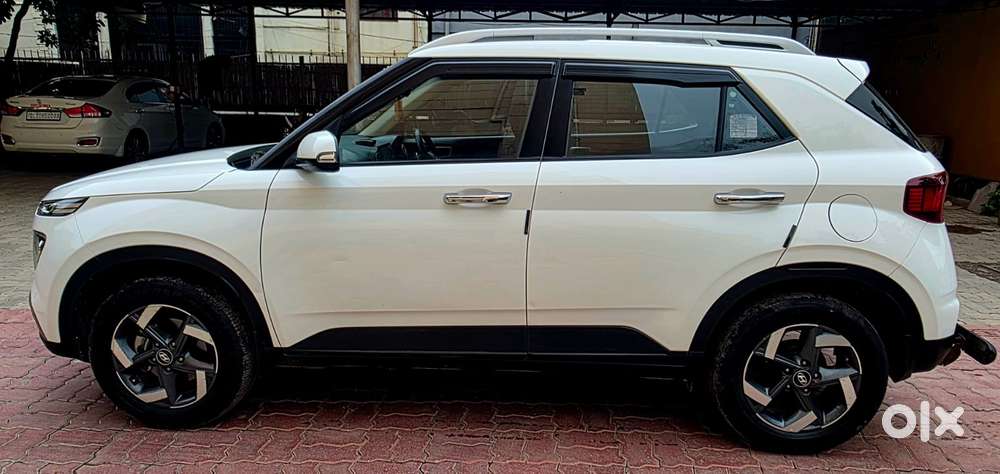 Hyundai Venue 1.0 Sx Turbo Dct, 2021, Petrol