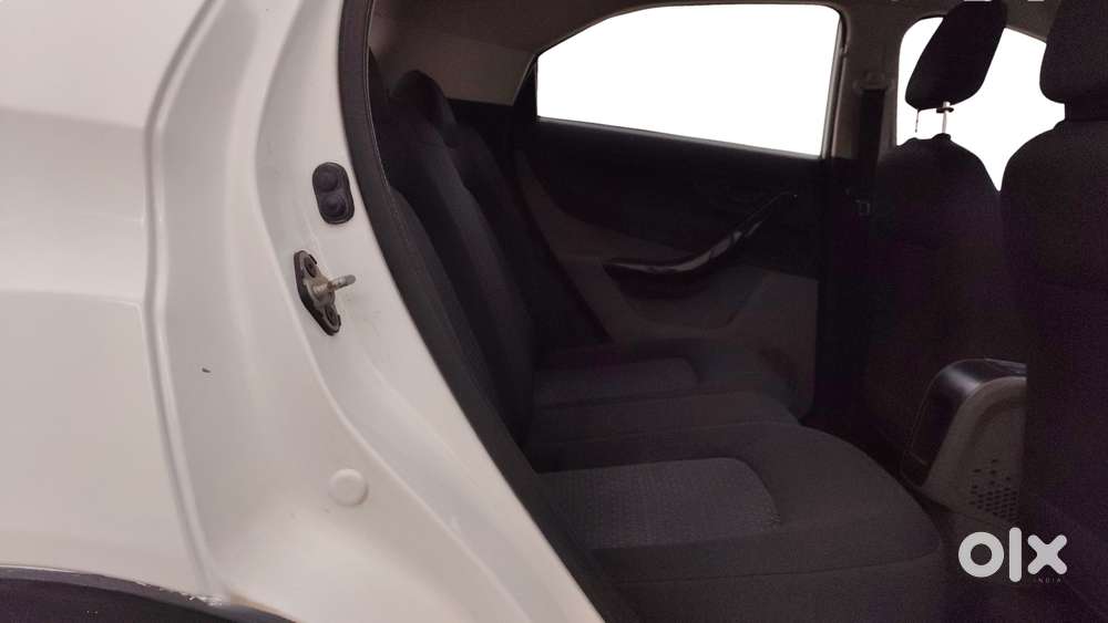 Tata Nexon 1.2 Revotron Xm, 2018, Petrol