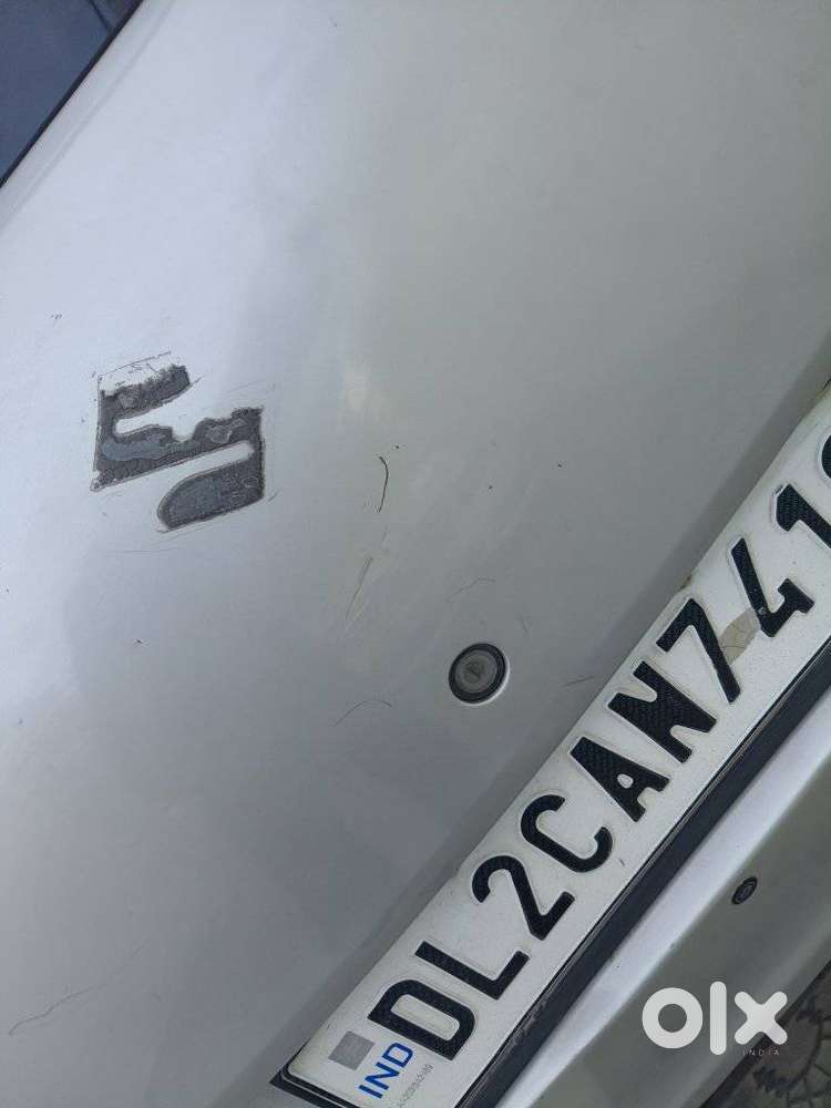 Maruti Suzuki Swift Lxi Option, 2011, Petrol