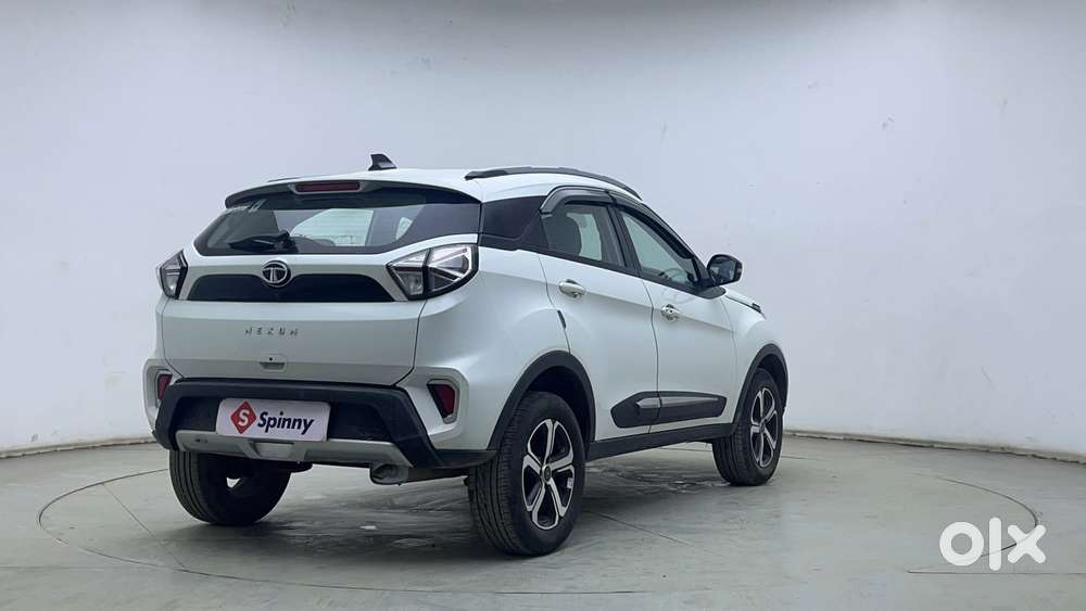 Tata Nexon 1.2 Revotron Xza Plus, 2023, Petrol