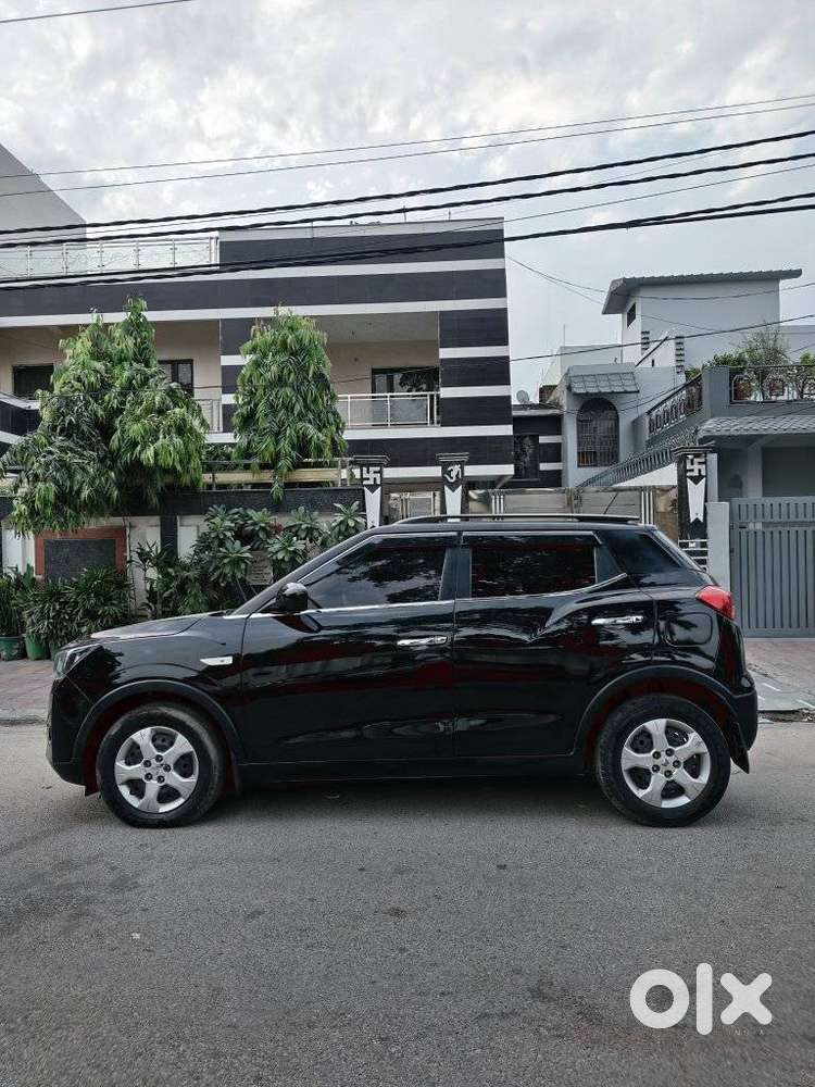 Mahindra Xuv300 W6, 2024, Petrol