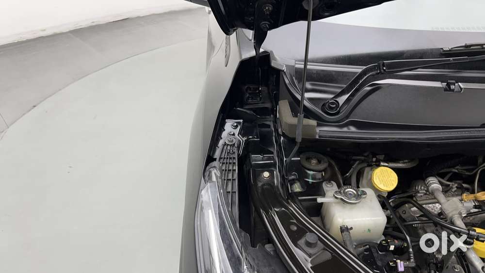 Nissan Magnite 1.0 Xv Premium Turbo Cvt, 2022, Petrol