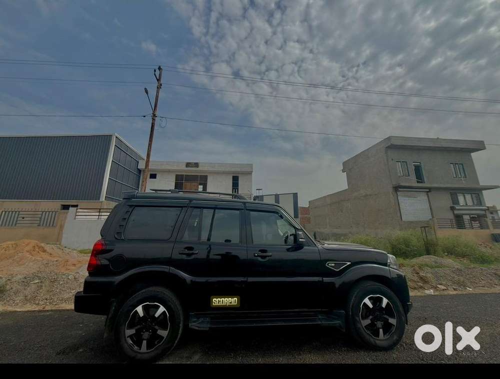 Mahindra Scorpio Classic 2022 Diesel 87000 Km Driven