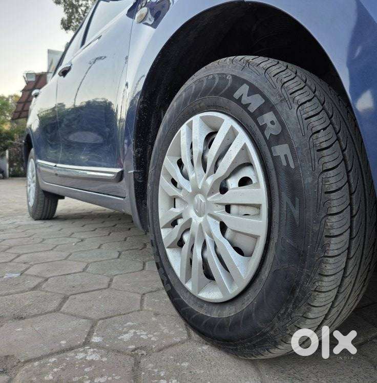 Maruti Suzuki Dzire 1.2 Lxi, 2017, Petrol