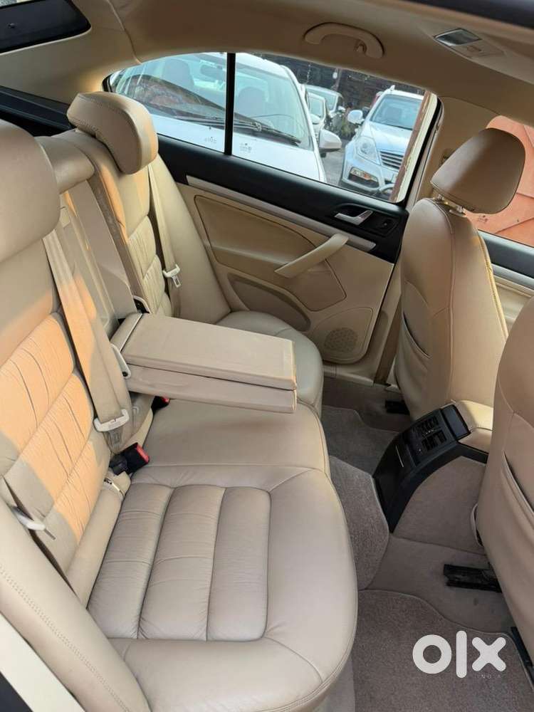 Skoda Laura Petrol 2013 Registered Well Maintained