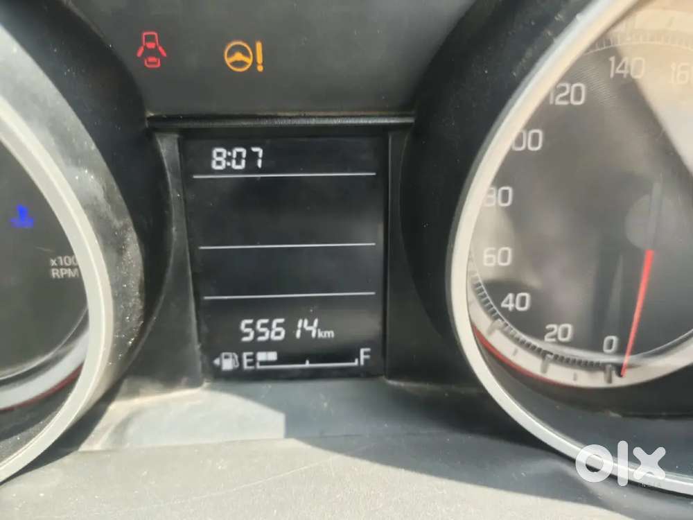 Maruti Suzuki Swift Vxi 2022