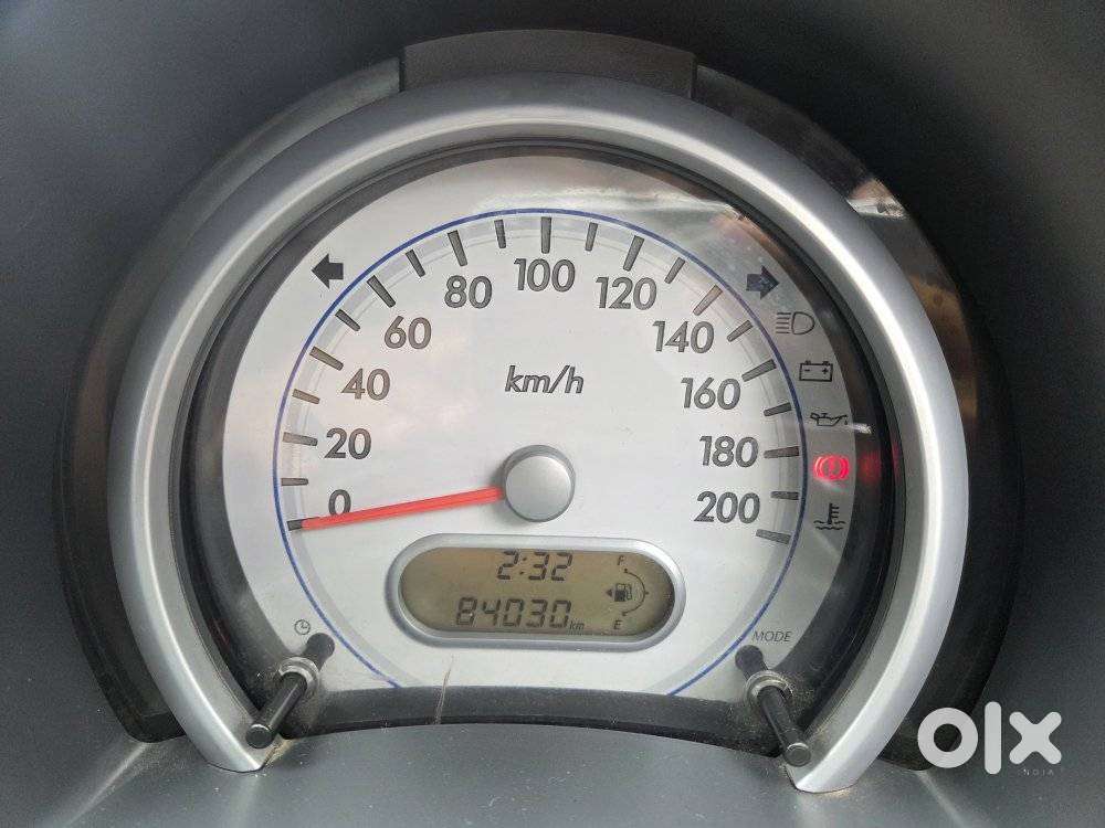Maruti Suzuki Ritz Vxi, 2013, Petrol