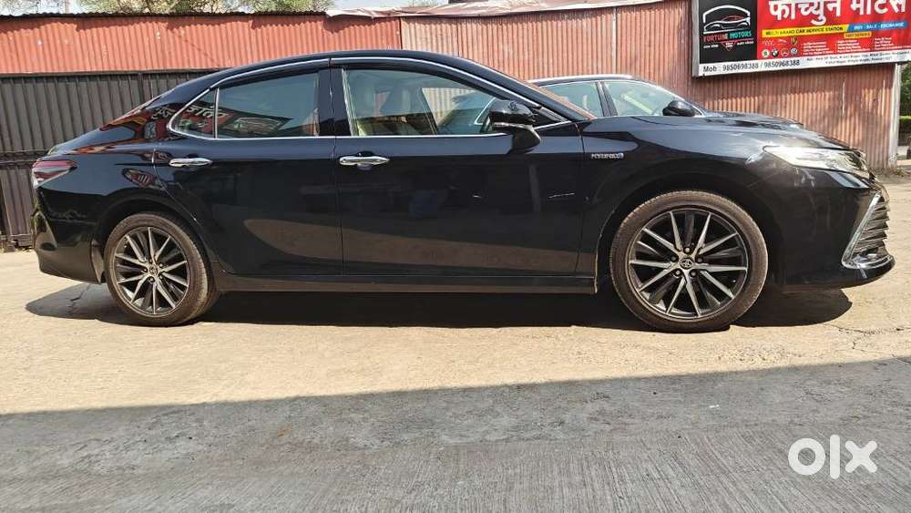 Toyota Camry [2019-ongoing] 2.5 Hybrid, 2023, Petrol