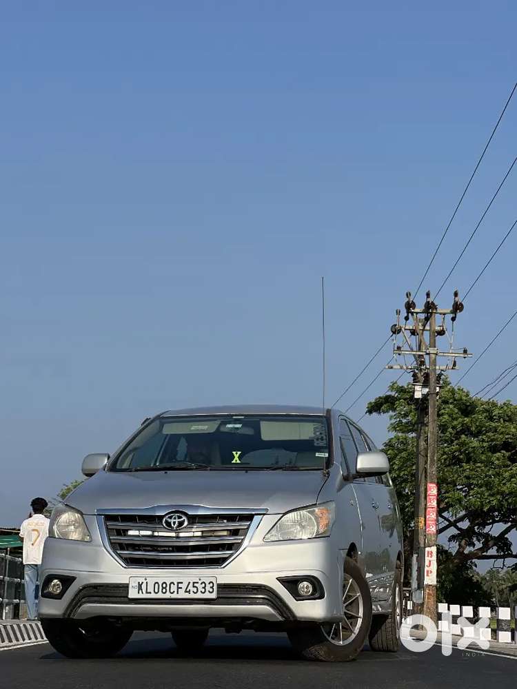 Toyota Innova 2.5 G4 2014