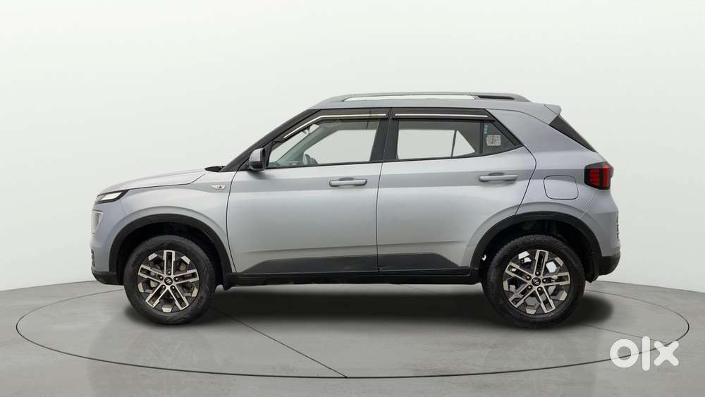 Hyundai Venue [2022-ongoing] 1.2 S, 2023, Petrol