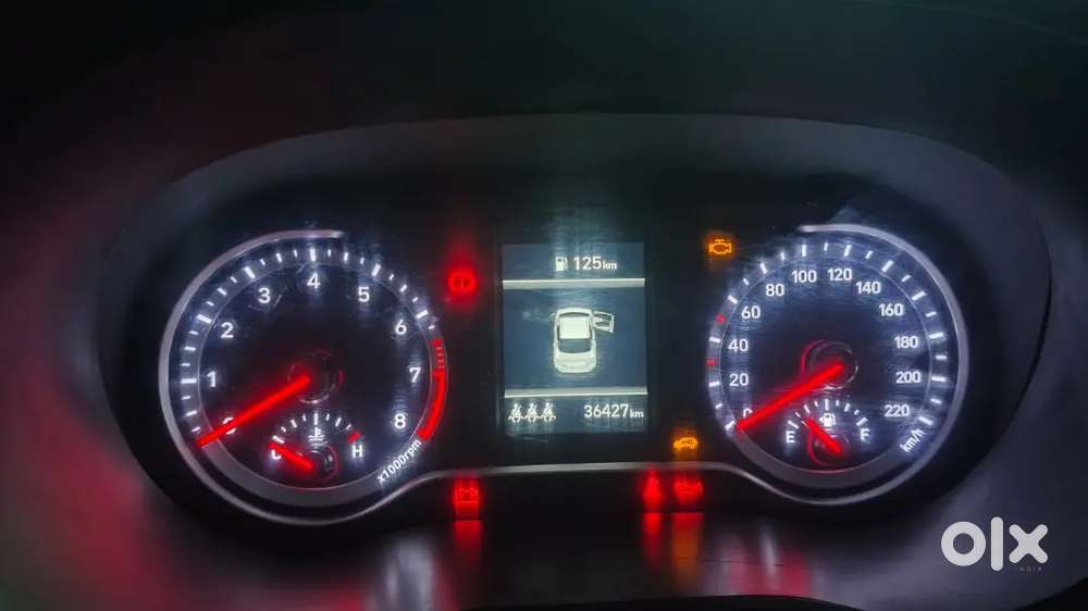 Hyundai Aura 1.2 Petrol 2024
