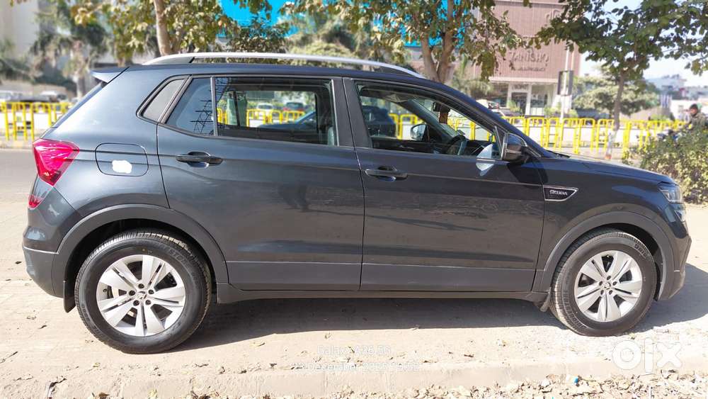 Skoda Kushaq 1.0 Tsi Ambition, 2022, Petrol