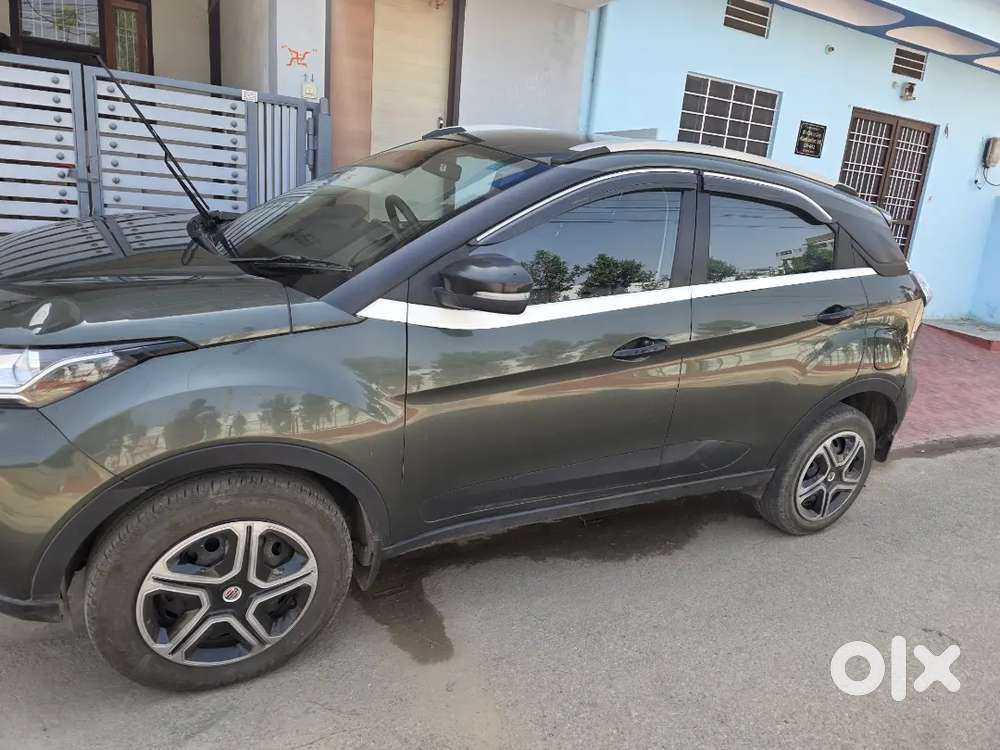 Well Mentioned Only 2.5 Years Old, Used Only For Office Up-down