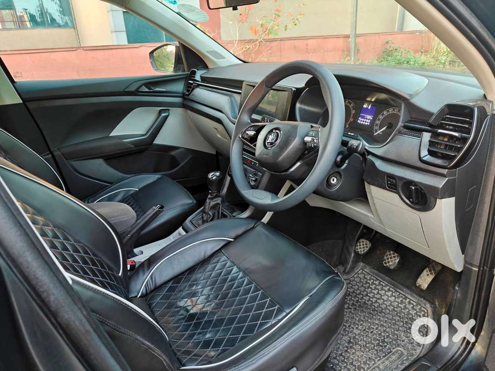 Skoda Kushaq 1.0 Tsi Active, 2022, Petrol