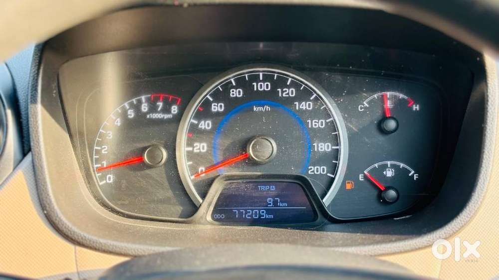 Hyundai Grand I10 2013-2016 Sportz, 2016, Petrol