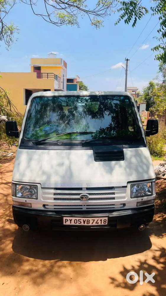 Tata Winger Deluxe 2010