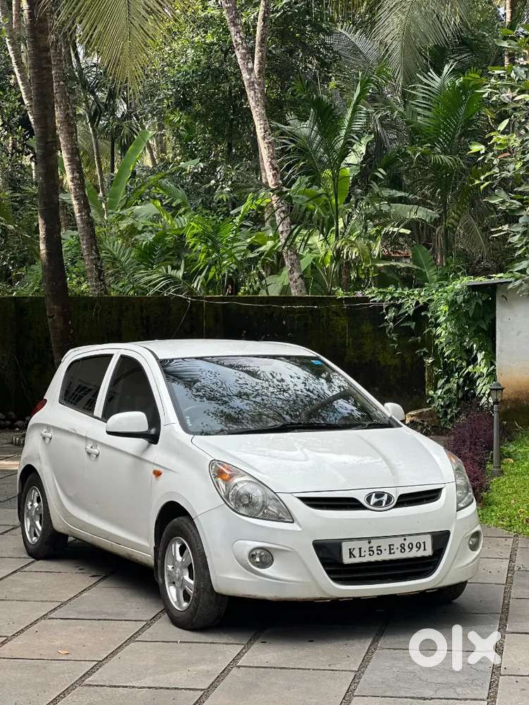 Hyundai I20 2010 Petrol Cng For Sale