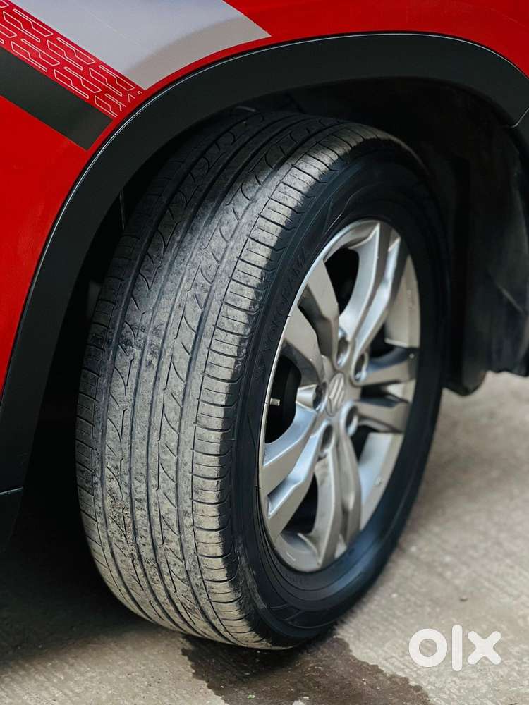 Maruti Suzuki Brezza Zdi+ Dual Tone, 2017, Diesel