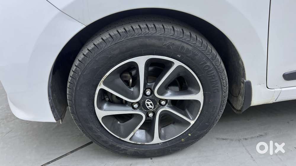Hyundai Grand I10 1.2 Kappa Sportz Option At, 2017, Petrol