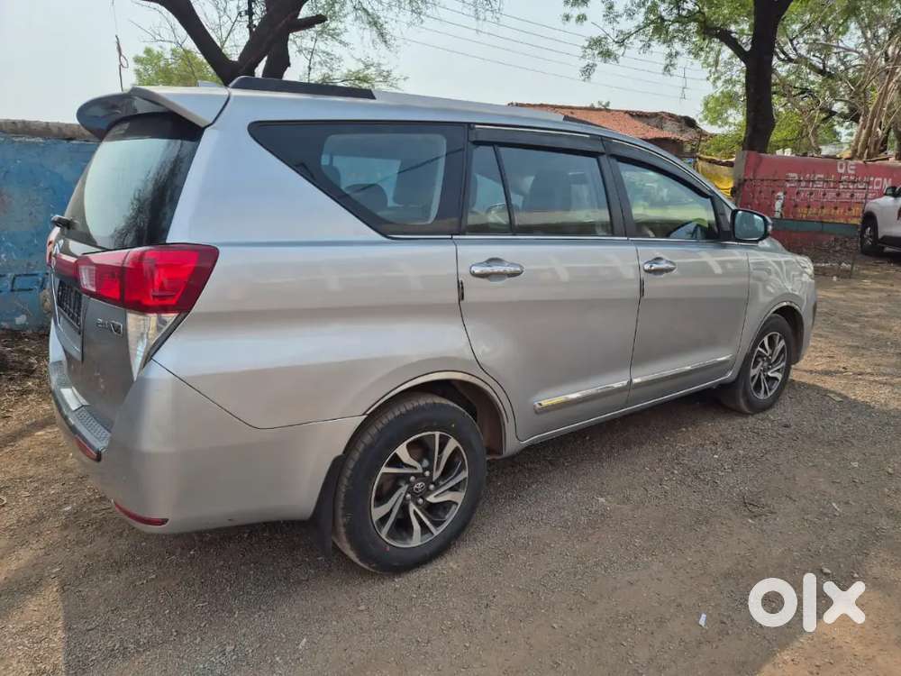 Toyota Innova Crysta 2022 Diesel 88565 Km Driven