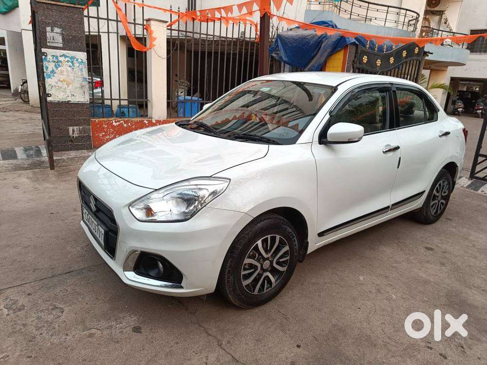 Maruti Suzuki Dzire 1.2 Vxi Amt, 2024, Petrol