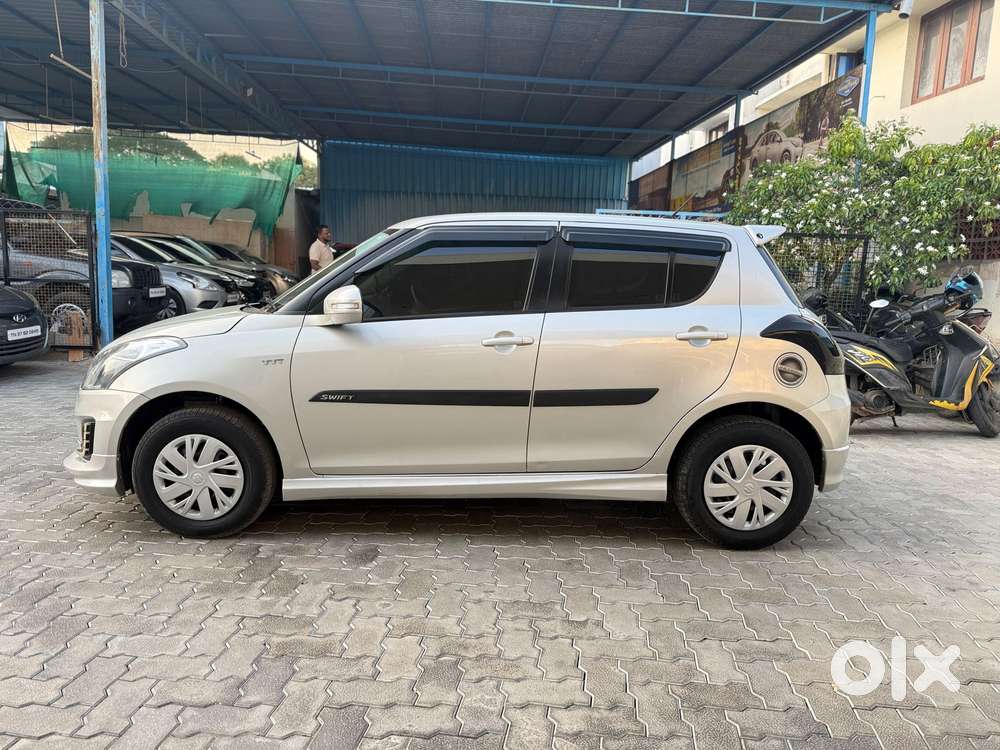 Maruti Suzuki Swift Vxi Optional, 2018, Petrol