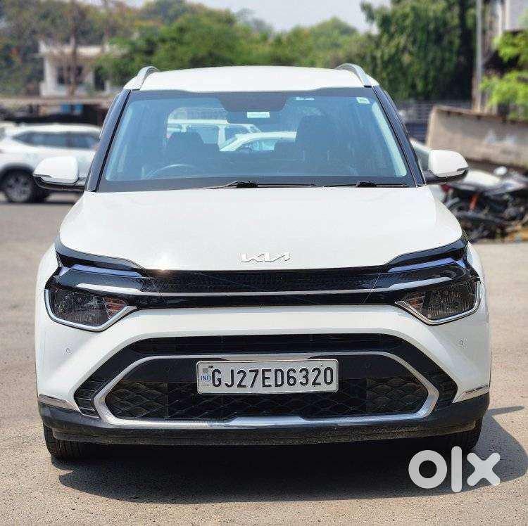 Kia Carens 1.5 Prestige 7 Str, 2023, Petrol