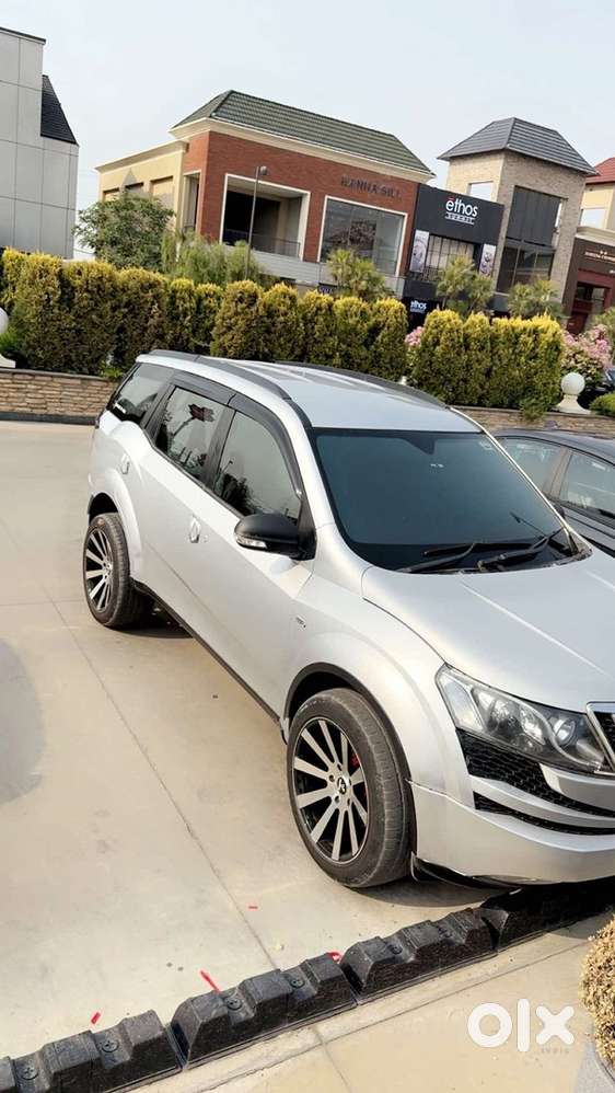 Mahindra Xuv500 2.2 Diesel 2012