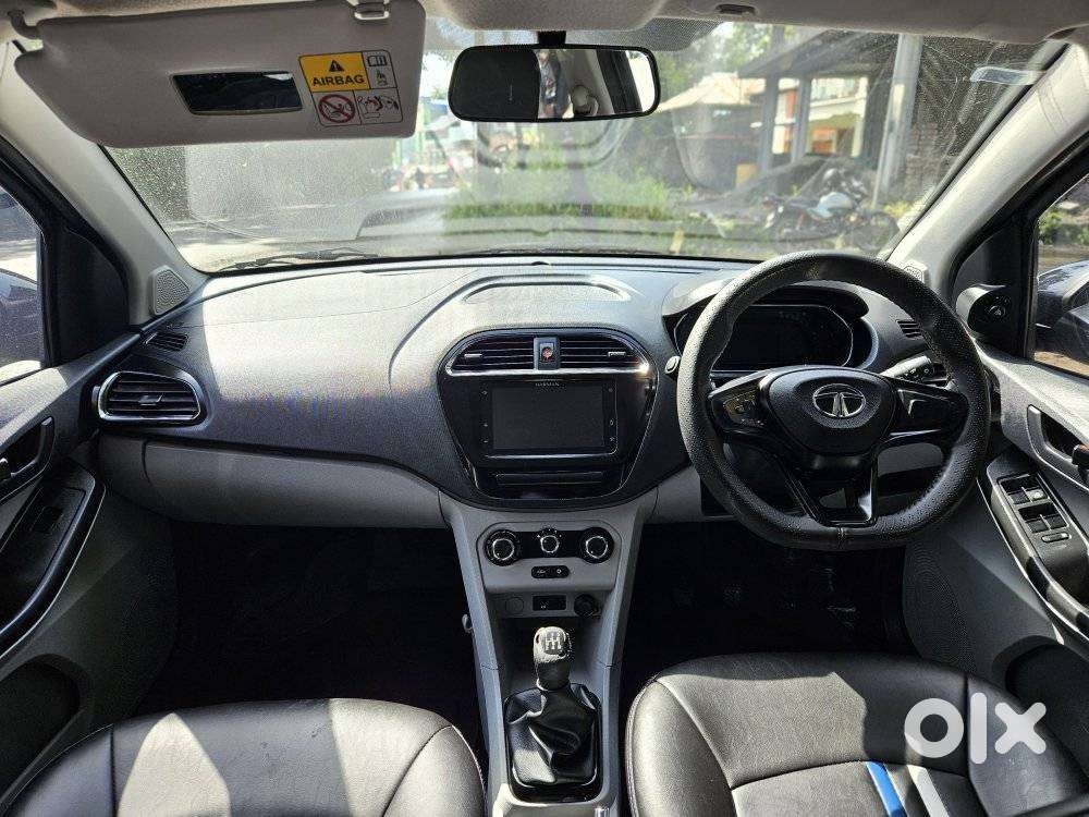 Tata Tiago 1.2 Revotron Xt (o), 2022, Petrol