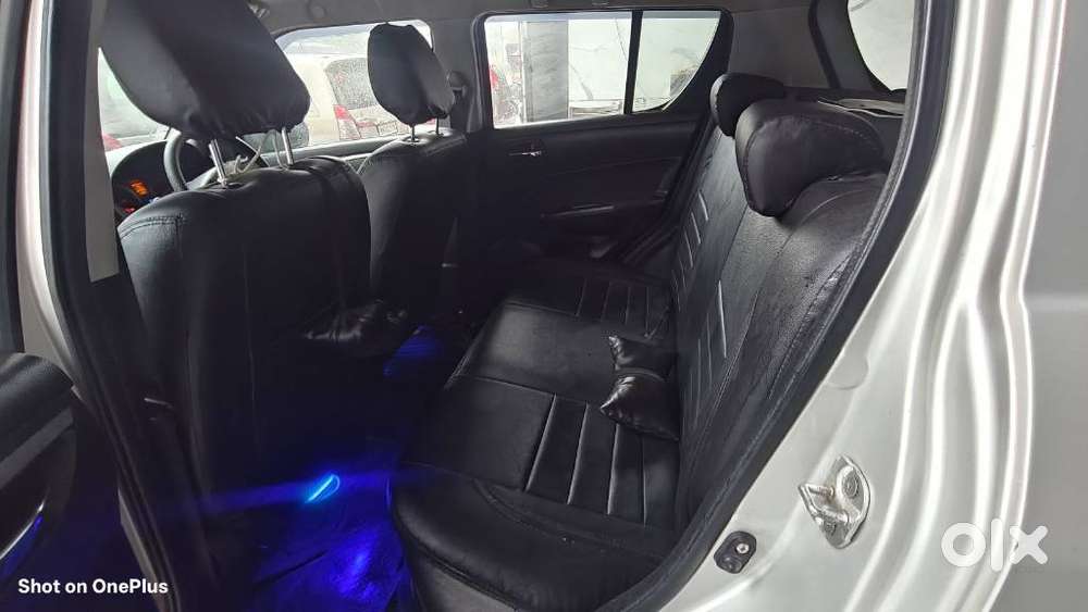 Maruti Suzuki Swift Vxi Bsiv, 2011, Cng & Hybrids