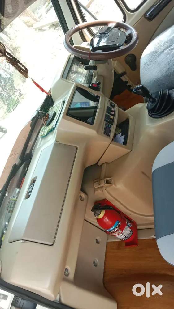 Force Motors Traveller T1 2022 Diesel 200000 Km Driven