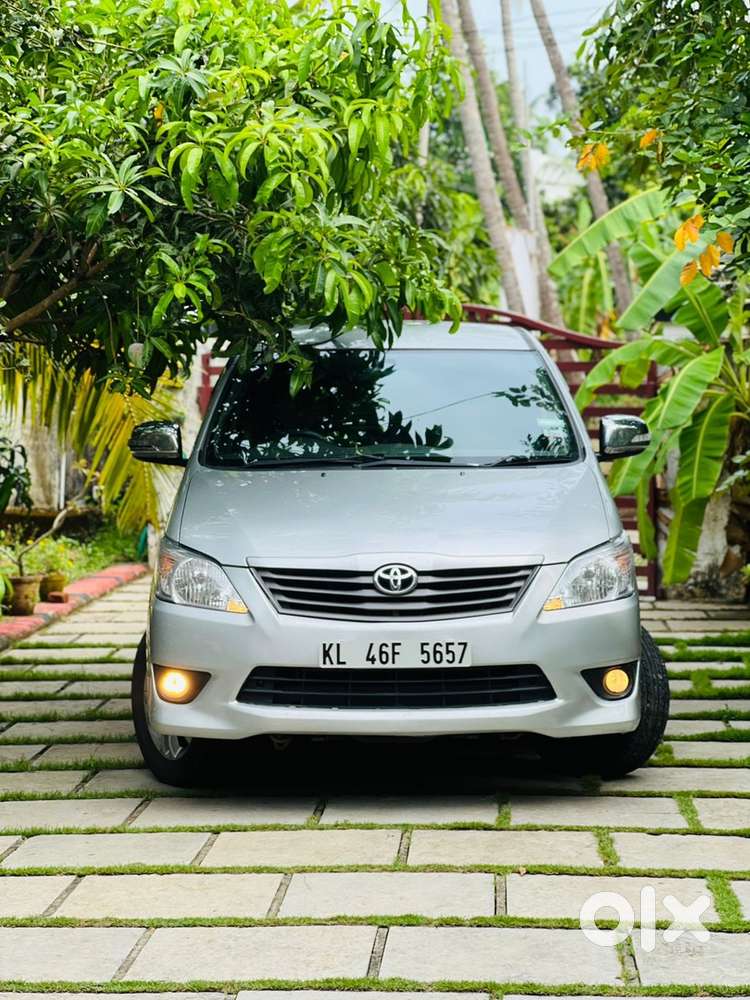 Toyota Innova Diesel 2012