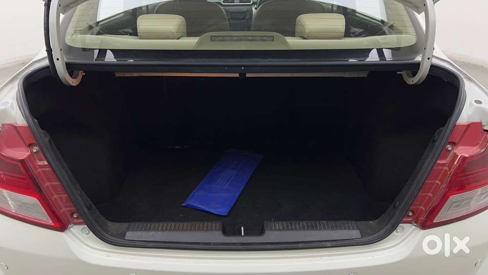 Maruti Suzuki Dzire 1.2 Zxi Amt, 2017, Petrol