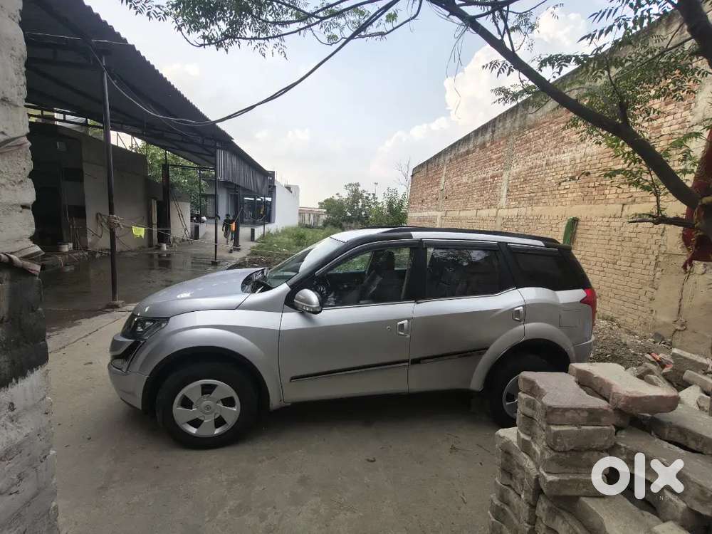 Mahindra Xuv500 2017 Diesel 88000 Km Driven