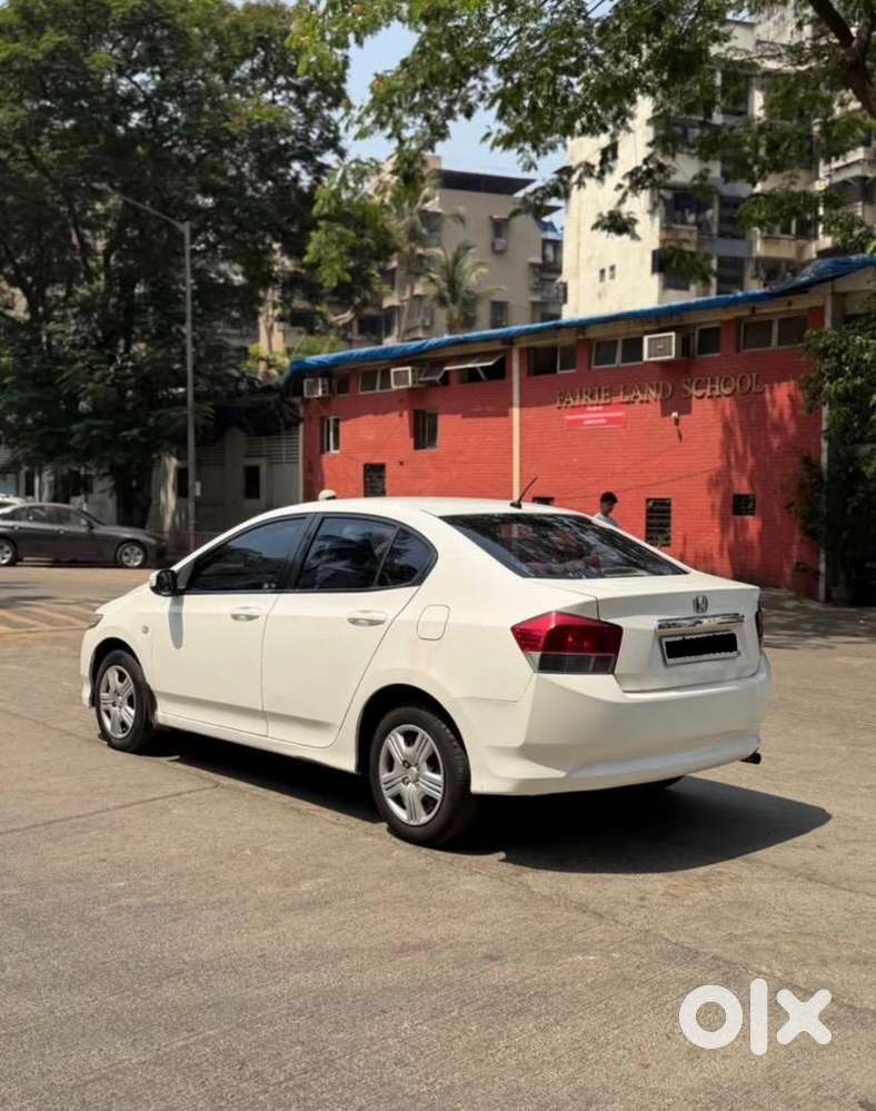 Honda City 2010 Cng & Hybrids Well Maintained