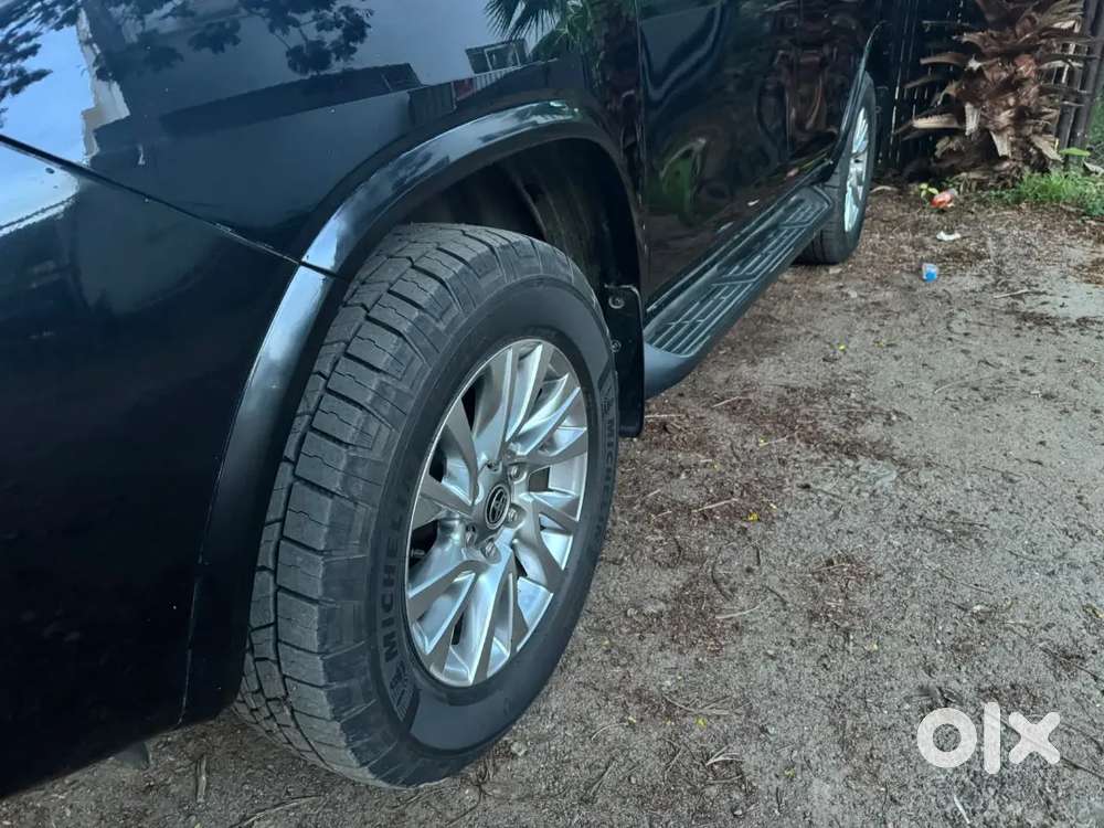 0001nun,toyota Fortuner Diesel 2023