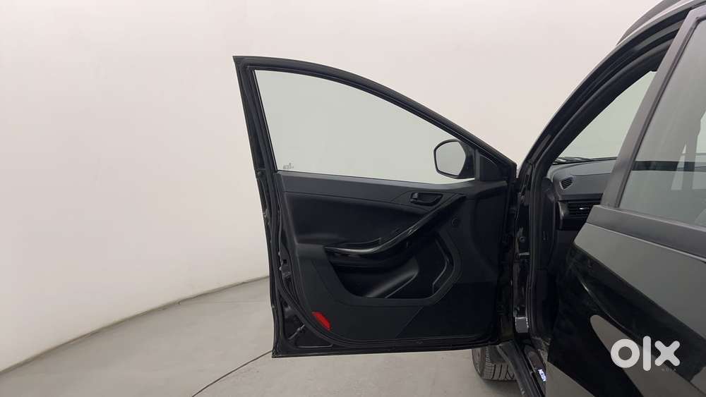 Tata Nexon 1.5 Revotorq Xza Plus (l) Dark Edition, 2022, Diesel