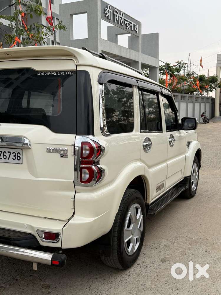 Mahindra Scorpio 2.2 S7 7 Str, 2018, Diesel