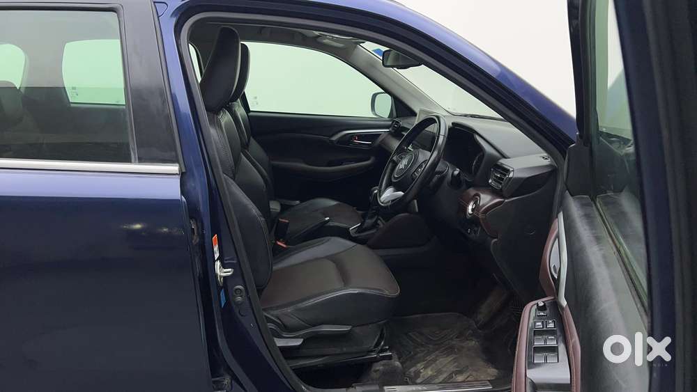 Maruti Suzuki Grand Vitara 1.5 Alpha Smart Hybrid At, 2022, Petrol